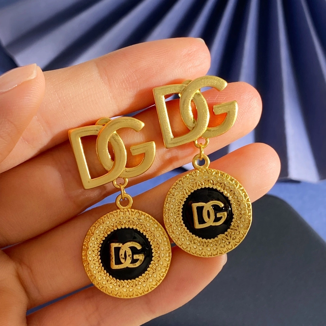 Barbara-- 4o835& 21.9g earrings 2colour item : E-S092J3044-2H